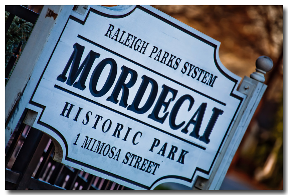 raleigh wedding photographer-mordecai historic park